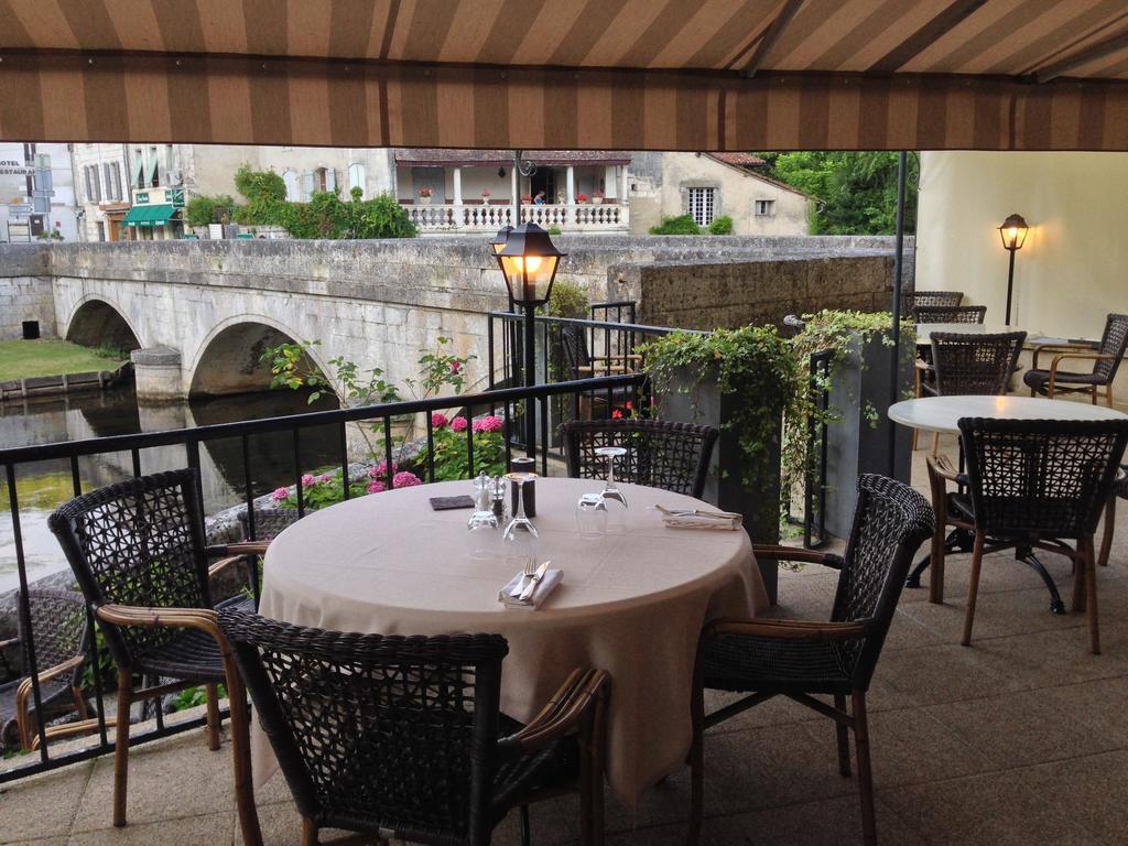 Hotel Restaurant Charbonnel Brantôme Extérieur photo