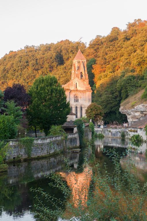 Hotel Restaurant Charbonnel Brantôme Extérieur photo